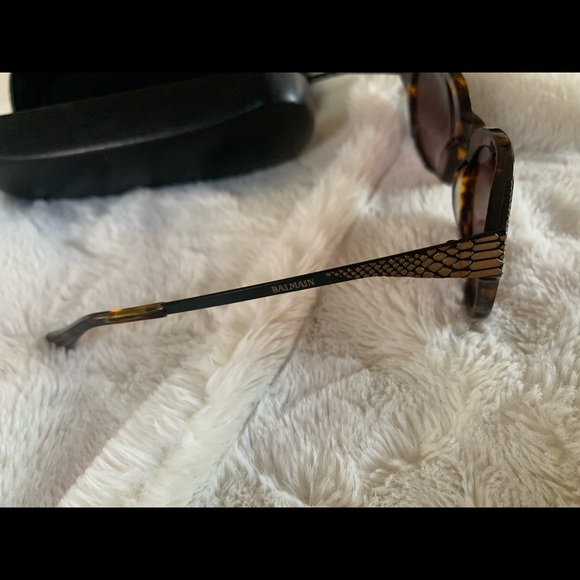 Balmain cat eye sunglasses - Picture 5 of 8